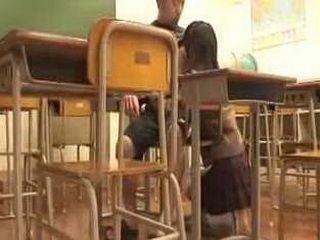 Fucking Japanese schoolgirls in XXX Nippon porn: Uniform fetish explored