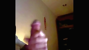 大屌弟弟深夜射精