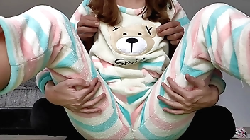 asian amateur stepdad voyeur teasing small tits and masturbate horny pussy