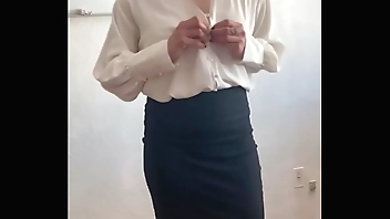ALUMNO se COGE a su MAESTRA en el SALON! Les Cuento una ANECDOTA? ME COGI A MI MAESTRA VERO en el Salon de Clases Cuando me Estaba Dando Clase! Ella es una MILF MEXICANA Muy RICA! PARTE 2