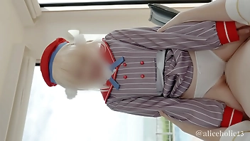 超人気ガチ素人コスプレイヤーとの孕ませ汗だく連続中出しセッ◯ス記録