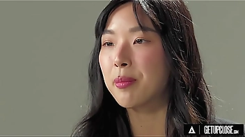 UP CLOSE - How Women Orgasm With Horny Brunette Elle Lee! SOLO FEMALE MASTURBATION! FULL SCENE